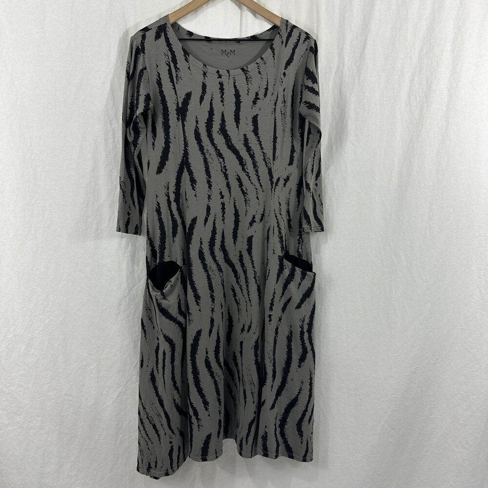 MxM Matthildur Gray Zebra Print Lagenlook Artsy Midi Dress Womens Sz M